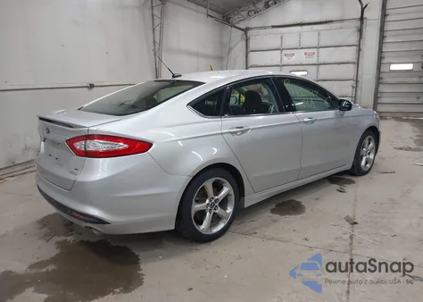 2014 Ford Fusion Se z USA, uszkodzony, nr VIN 1FA6P0HD8E5355821